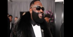 Le Rappeur Américain Rick Ross En Visite Au Ghana (Vidéo)