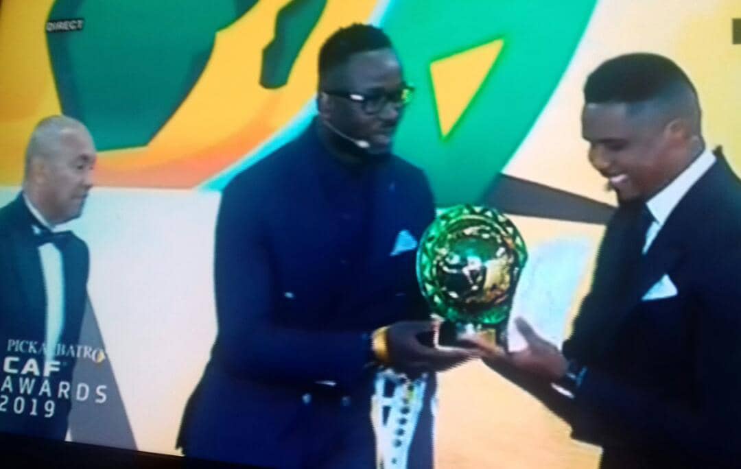 Football : Le Togolais Kodjovi Obilalé Récompensé Par La Caf