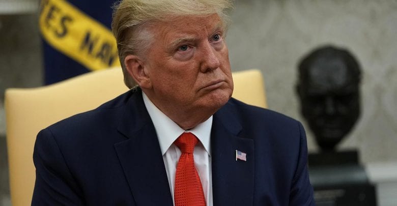 Impeachmentdonald Trumpchoses Se Compliquentprésident Américain