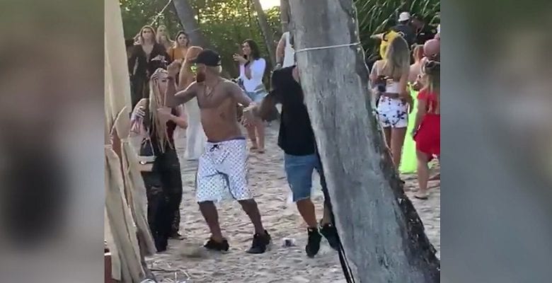 Une vidéo de Neymar alcoolisé plage du Brésil fait scandale - Une vidéo de Neymar alcoolisé sur une plage du Brésil fait scandale