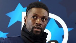 Adebayor Voudrait Retourner En Premier League Pour Battre Ce Record De Drogba