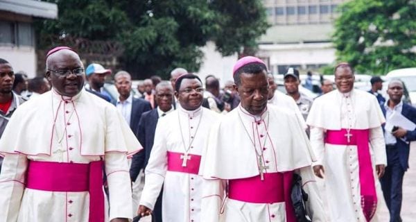 Eveques Marche - L'Eglise Catholique Va Marcher Pour La Paix En Côte D'Ivoire