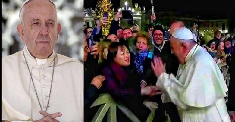 Pape François S’énerve Fidèle Le Soirnouvel An Vidéo