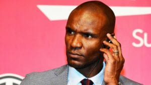 Abidal Sur Le Point D’être Licencié Après Avoir Frustré Messi