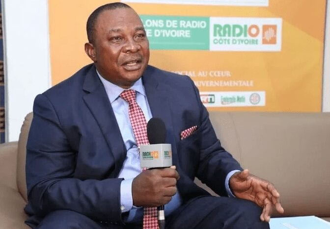 En France, Le Ministre Adjoumami Demande De Confisquer Le Téléphone D&Rsquo;Un Pro-Soro