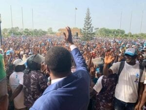 Togo : Le Palais Présidentiel Pris D&Rsquo;Assaut Par Des Milliers De Personnes