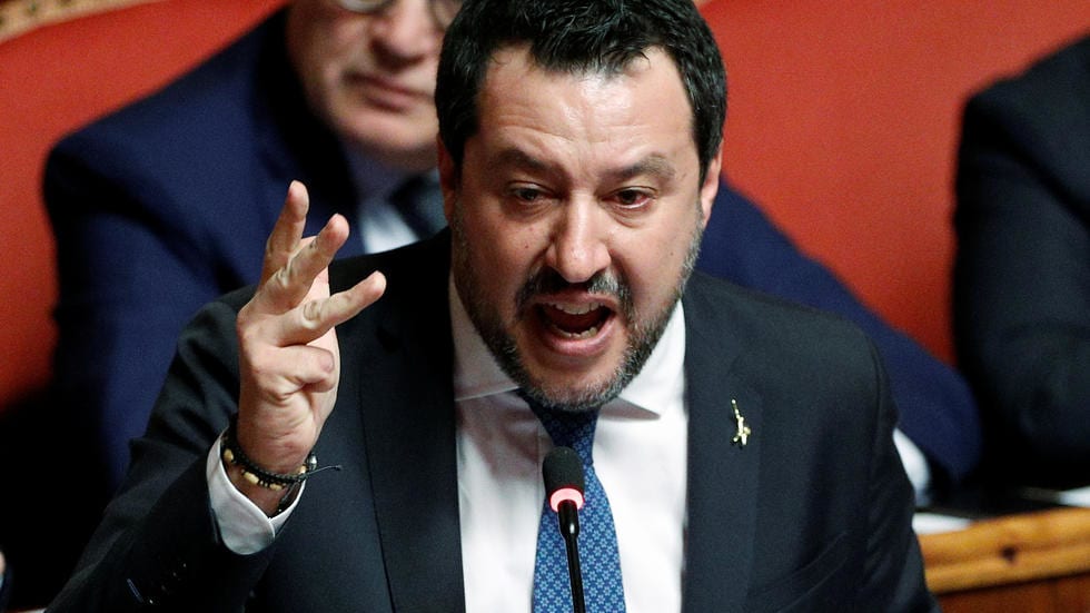 Italie Matteo Salvini Devant La Justice Séquestré Migrants