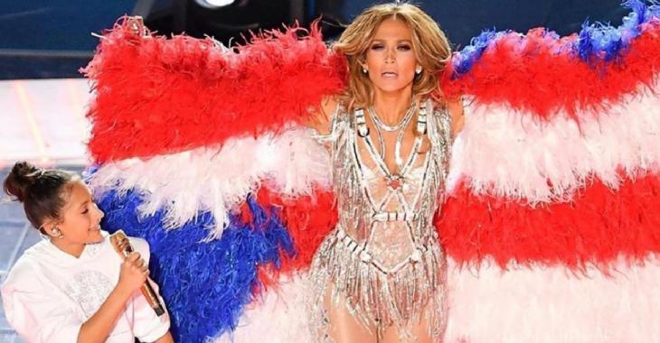 La Fille De Jennifer Lopez Vole La Vedette Lors Du Spectacle Mi Temps Super Bowl