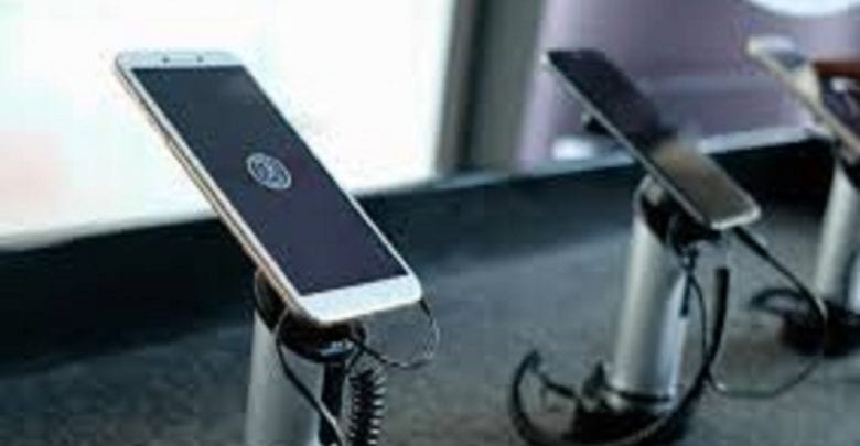 Le Rwanda Établit Le Record Du 1Er Pays À Produire Des Téléphones Fabriqués En Afrique