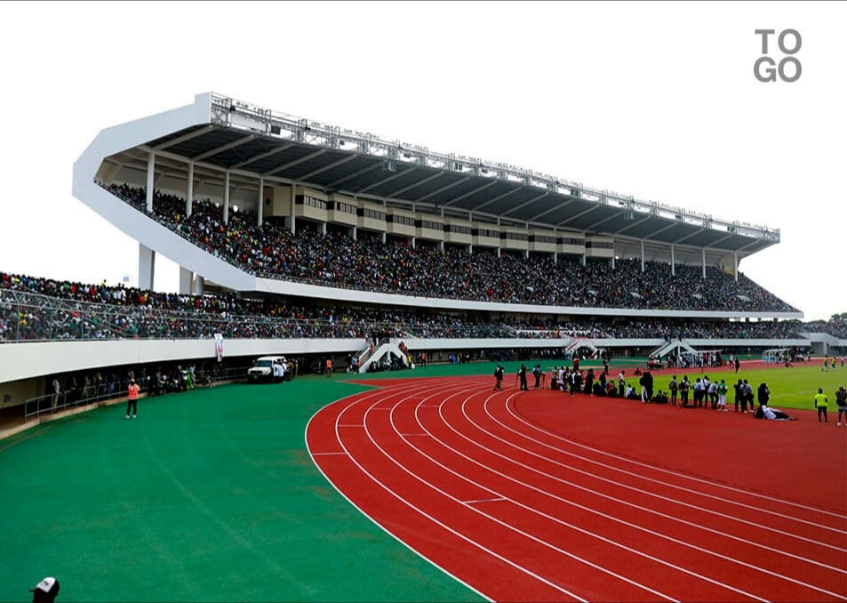 Le stade de Kégué déclaré non conforme aux normes internationales Doingbuzz - Togo : Le stade de Kégué déclaré non conforme aux normes internationales