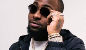 People : Le Message De Menaces De Davido À Un Inconnu