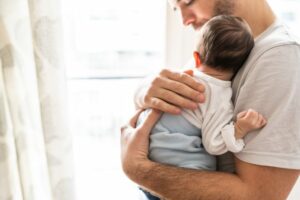 Finlande : Les Pères Auront Bientôt Droit Au Même Congé Parental Que Les Mères