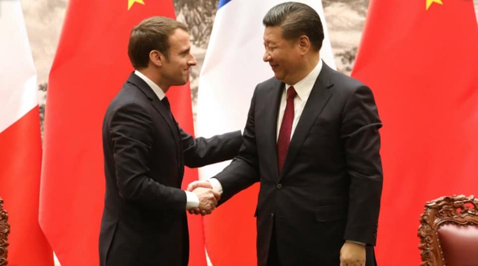 Quand La Chine Est Parti En Afrique Pour Construire La France A Appelé Directement Les Dirigeants De Pays Colonisé Pour Les Interdire De Signer Le Contrat