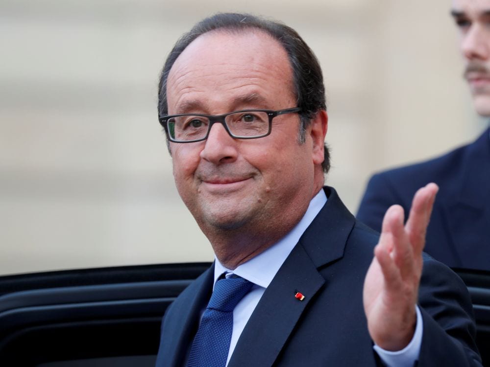 François Hollande Présente Ses Excuses À Tous Les Maires
