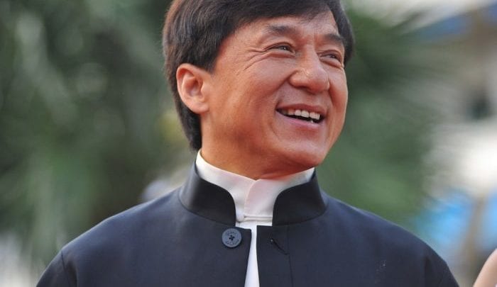 Jackie Chan promet 85 millions de FCFA à celui qui trouvera le remède contre le coronavirus