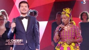 Angélique Kidjo Et Vincent Niclo  Chante En Mina Une Langue Togolaise (Video)