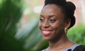 « Paul Biya Est Au Pouvoir Depuis La Naissance, C’est Ridicule », Chimamanda Ngozi Adichie