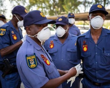 Afrique Du Sud Deux Contaminés Poursuivis Doingbuzz