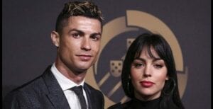 Coronavirus : La Compagne De Ronaldo Fait Une Sortie Polémique