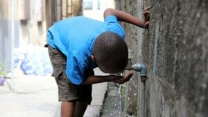 Coronavirus…Alors Qu’au Même Moment, Le Manque D’eau Potable Coûte La Vie À 1000 Enfants Par Jour