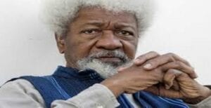 Coronavirus: Wole Soyinka S’en Prend Aux Églises Et Mosquées