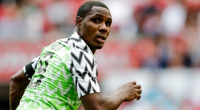 Le footballeur nigérian Ighalo divorce de son épouse qui a manqué de respect à sa mère