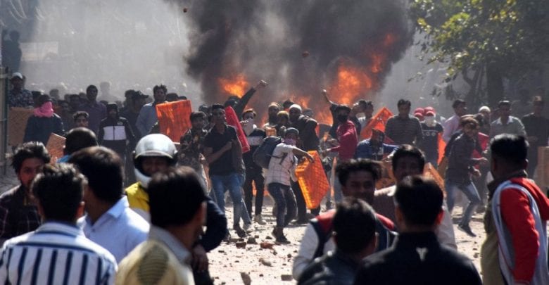 Inde: Sanglantes Émeutes Contre Les Musulmans Minoritaires Du Pays
