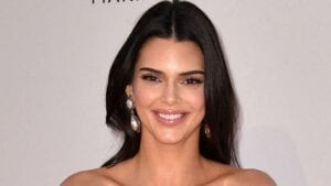 Photo : Kendall Jenner En Bikini La Top-Model Met Le Feu À La Toile