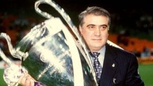 Coronavirus : L’ancien Président Du Real Madrid Est Mort