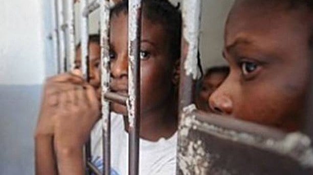 Des Prisonnières Kenyanes Désespérées Réclament Le Sexe En Cellule