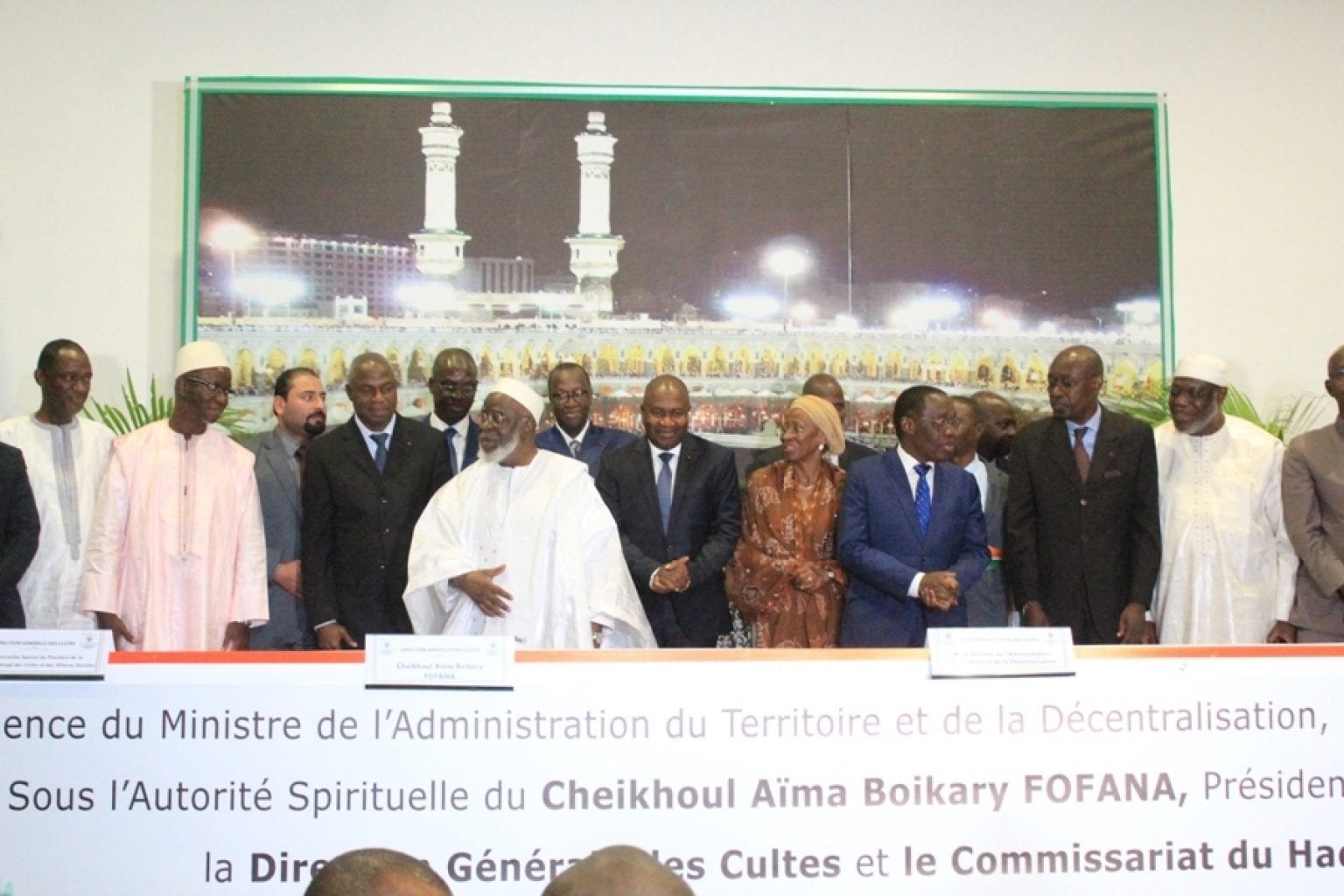 Côte D’ivoire Covid 19 Les Imams Reconduisent La Fermeture Mosquées