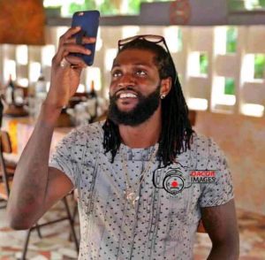 Emmanuel Adebayor Annonce Qu&Rsquo;Il Ne Fera Pas De Dons Pour Soutenir Les Plus Vulnérables