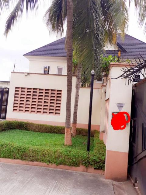Nigéria Davido Achète Une Belle Maison Pour Son Staff À Lekki Doingbuzz