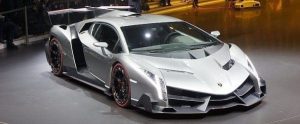 Nigeria : Un Sénateur Offre À Sa Fille Une Lamborghini Pour Son Anniversaire