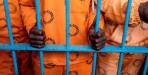 Protestation - Covid-19 En Afrique Du Sud : Mouvement De Protestations Des Prisonniers. Photo Prisonniers Sud Africains 