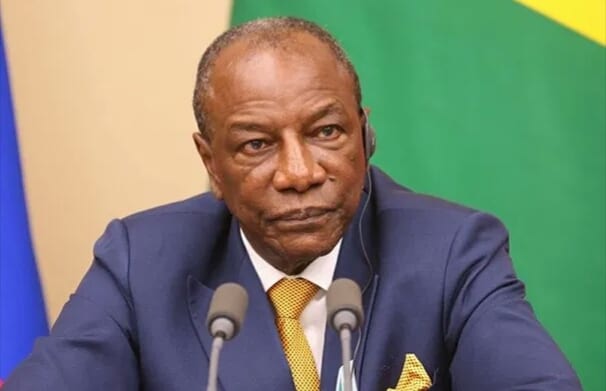 Guinée Conakry : Alpha Condé Promulgue La Nouvelle Constitution Contre Vents Et Marées