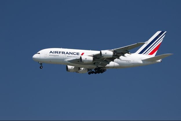 Air France s’est engagée à réduire de 50% ses émissions de CO2, selon Elisabeth Borne