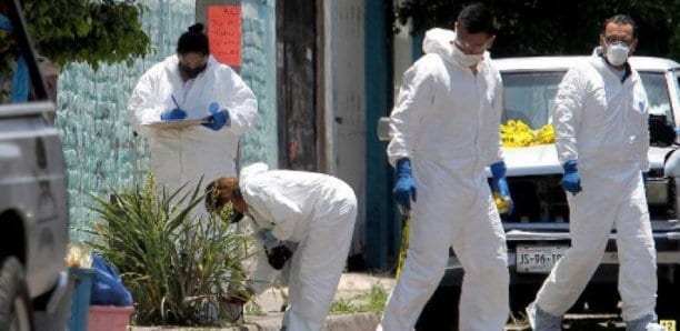 Au Moins 25 Cadavres Découverts Dans Une Fosse Au Mexique