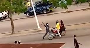 Bénin : Deux Policiers Arrêtés Après Avoir Agressé Un Zémidjan