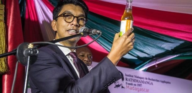 Covid-Organics : «L’oms Signera Une Clause De Confidentialité Sur Sa Formulation» (Andry Rajoelina)