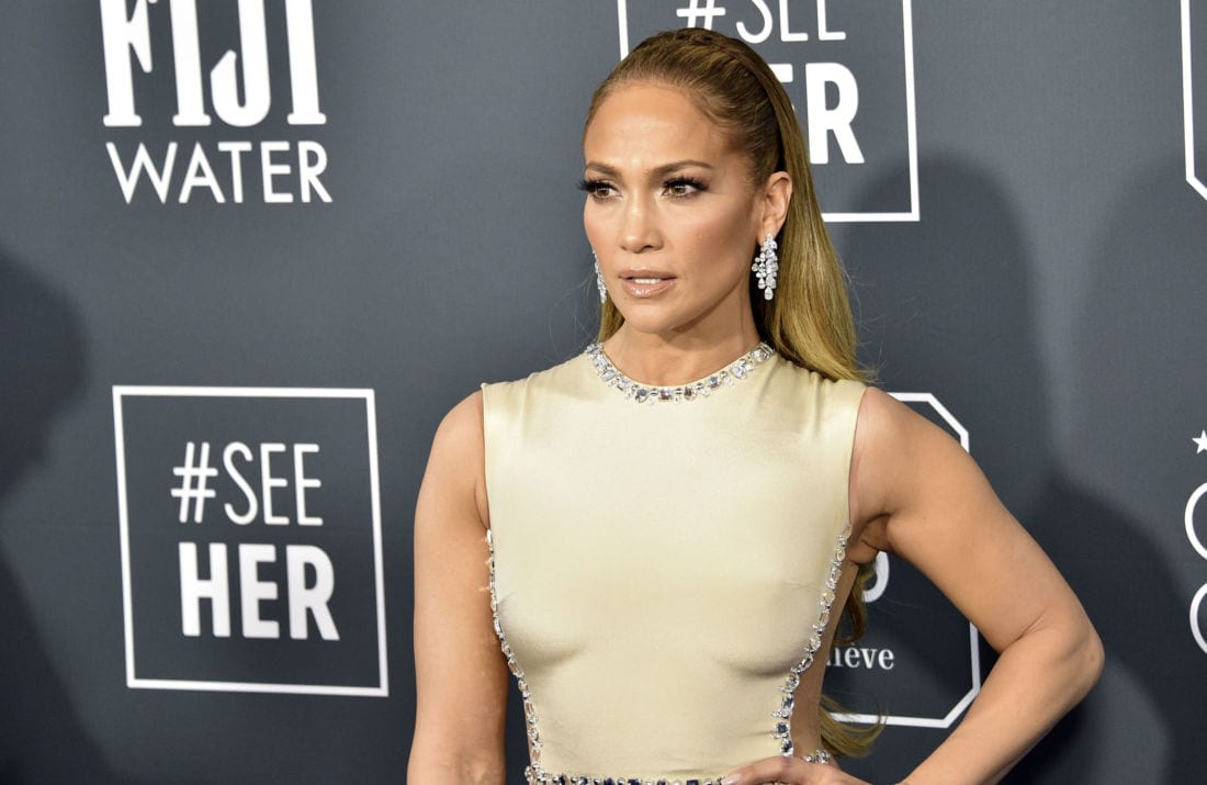 Jennifer Lopezla Star Dévoile Sa Silhouette Bien Musclée Et Sculptée