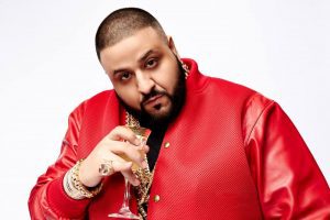 Dj Khaled Recadre Une Fan Qui Twerke En Plein Live « J&Rsquo;Ai Ma Famille »