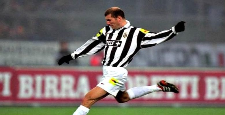 “Zidane Venait À L’entrainement En Fiat, Les Autres Venaient En Ferrari” Van Der Sar