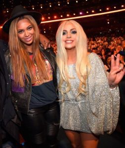 Beyoncé Et Lady Gaga Intègrent Le Dictionnaire Français « Petit Robert »