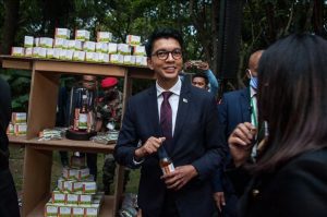 Andry Rajoelina: « Le Problème Du Remède Covid-Organic, C’est Qu’il Vient D’afrique » (Vidéo)