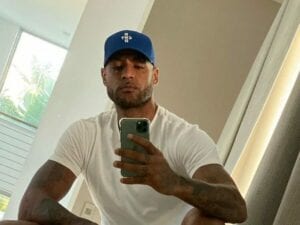 Booba Transgresse À Nouveau Les Règles D’instagram