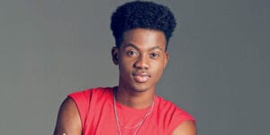 Moqué Pour Son Android, Korede Bello Conseille Les Jeunes