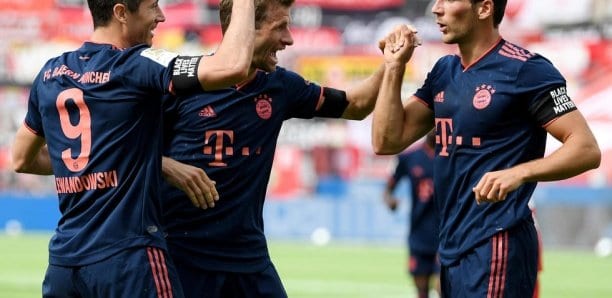 Bundesligala Machine Bayern Munich Fonce Vers Le Titre