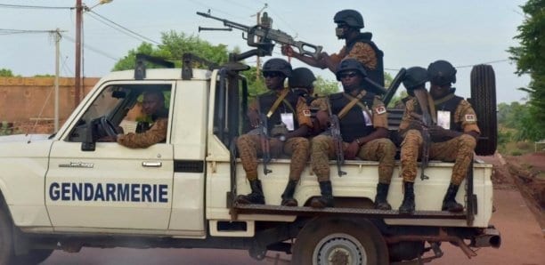 Burkina Faso Au moins trente cinq morts attaque terroriste - Burkina Faso: Au moins trente-cinq morts dans une attaque terroriste
