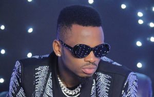 Diamond Platnumz Expose Son Impressionnante Collection De Vêtements Et De Chaussures